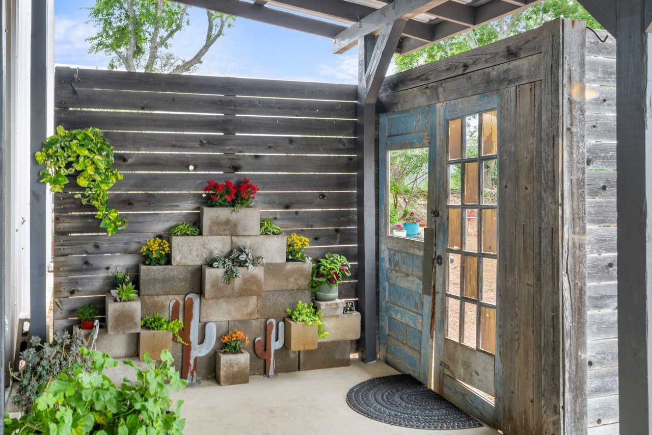 Amazing Opportunity on HWY 290 in Dripping Springs
