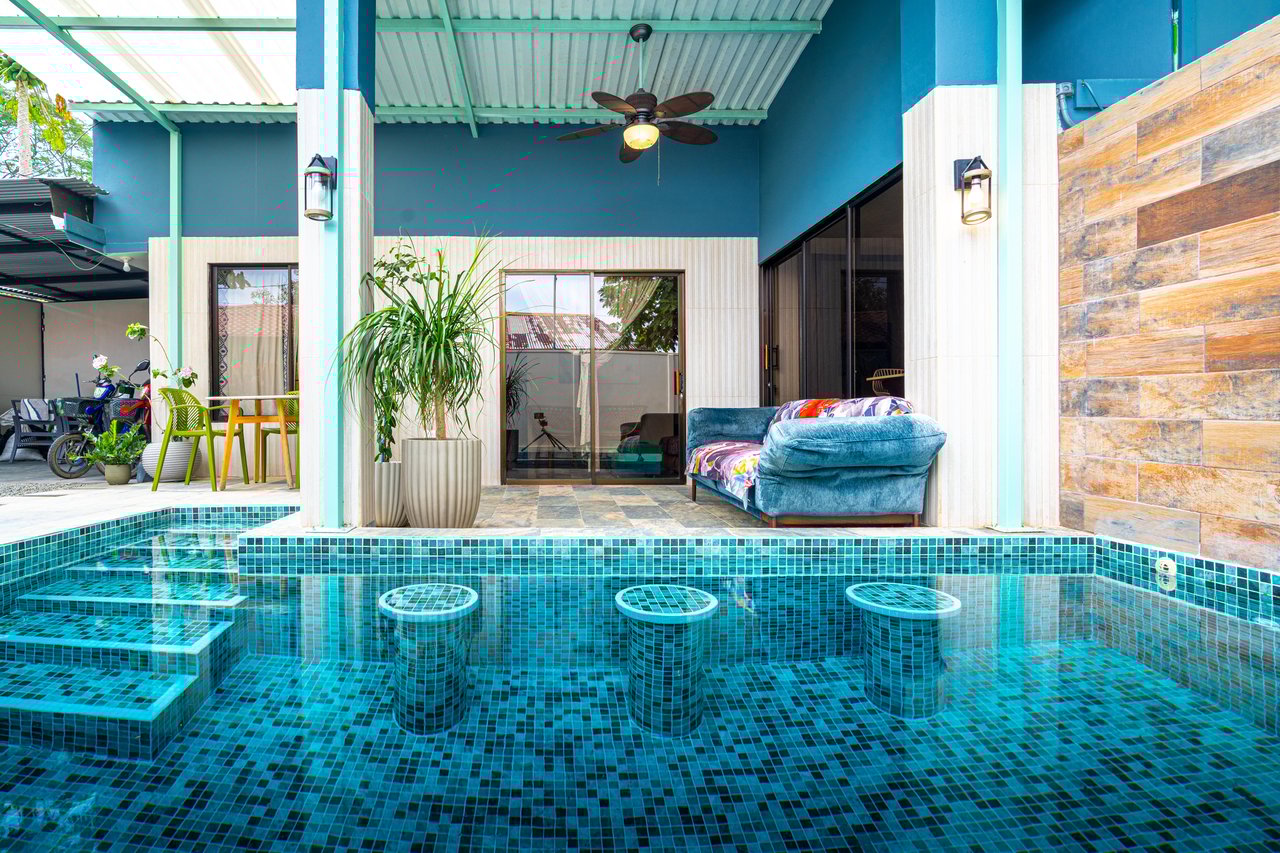 3 Bed Main Home with Two Rental Villas, Walk to Beach in Uvita! Fantastic Location!
