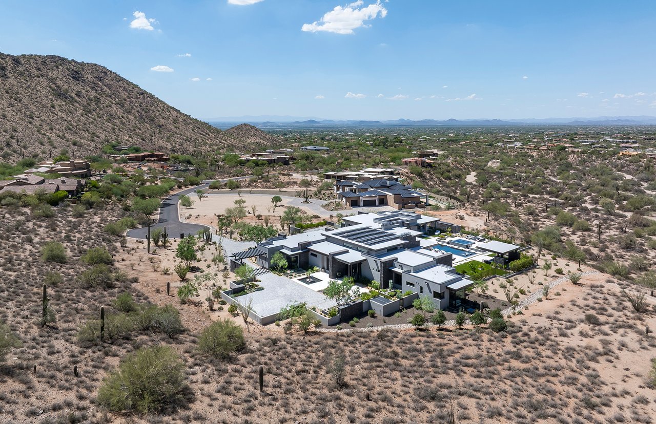 10784 E PINNACLE PEAK Road
