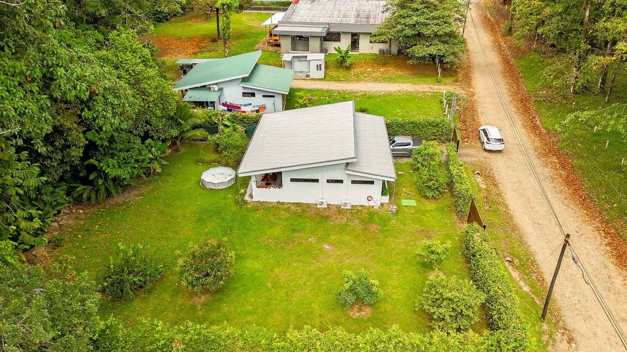 3-Bed Home on Calle Principal Ojochal with River & Jungle