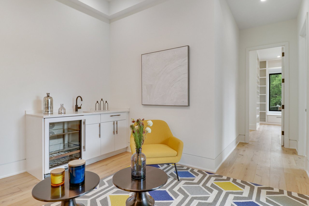 	  	1138 Basil Rd, Mclean, VA 22101