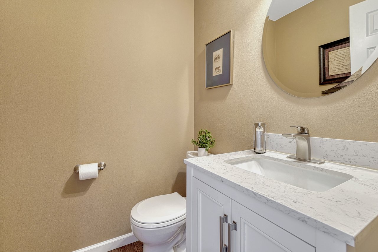 20220 E Elk Creek Drive