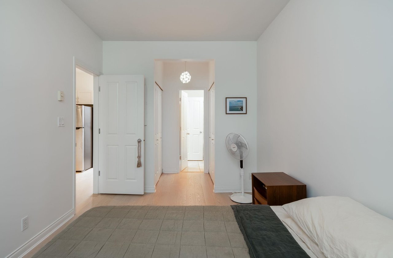 301-1675 W 10th Ave