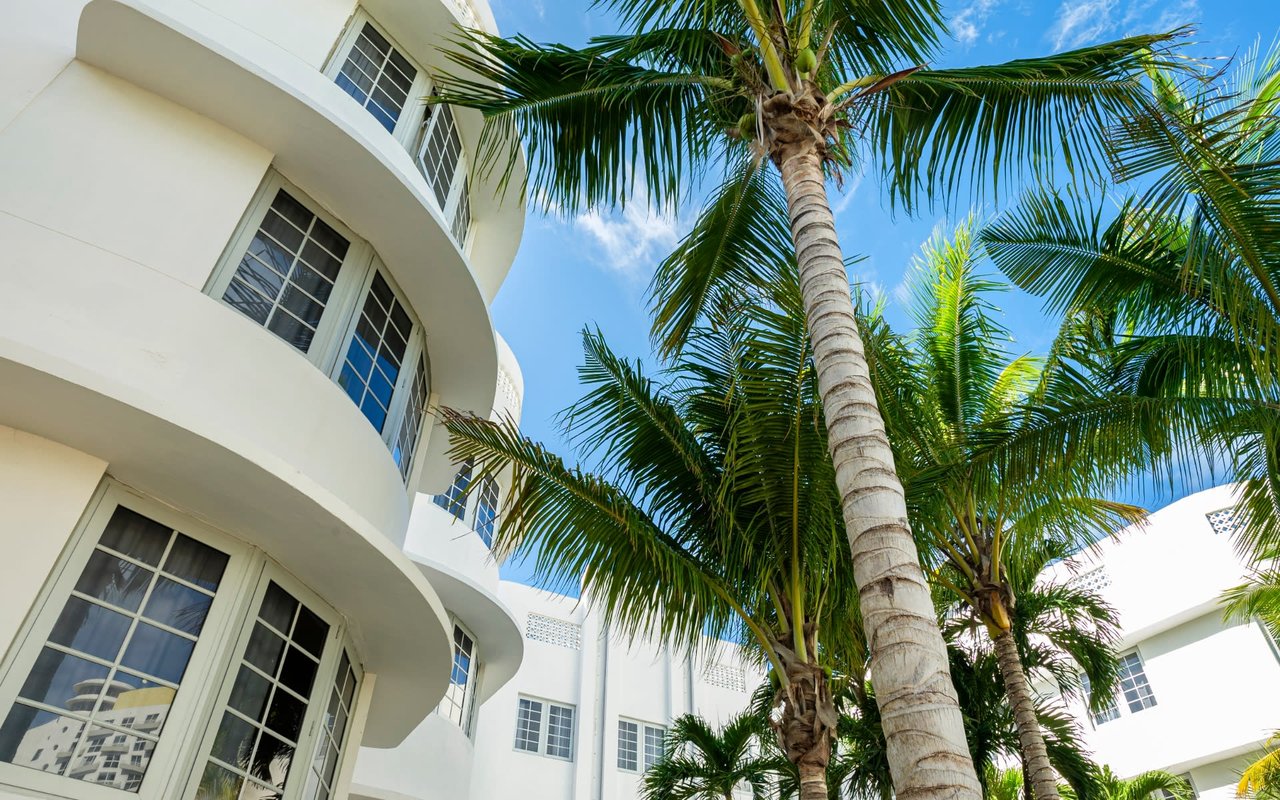 Fairway Bay - The Atrium