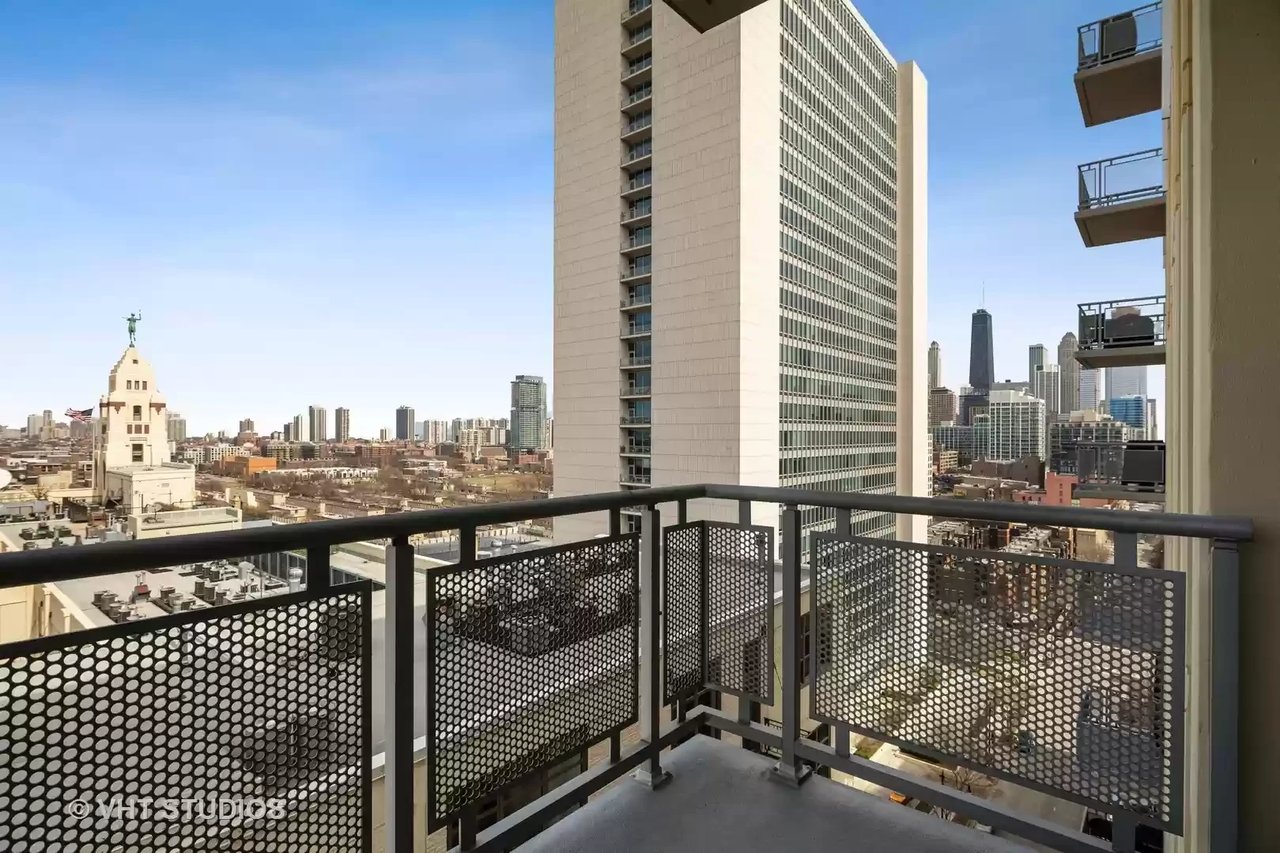 720 N Larrabee St, #1413