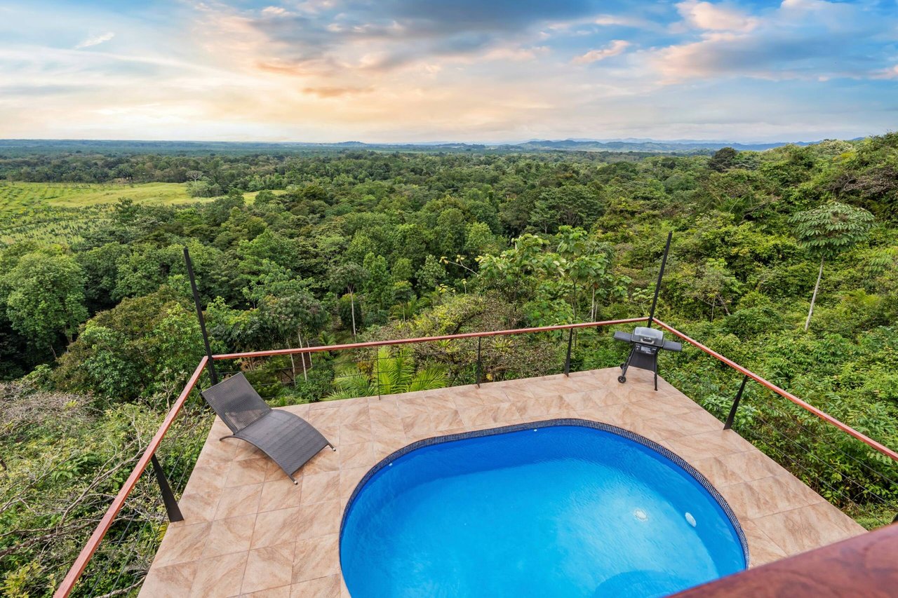 Exceptionally Private Home with Panoramic Ocean, Mountain & Sunset Views - Casa Sol