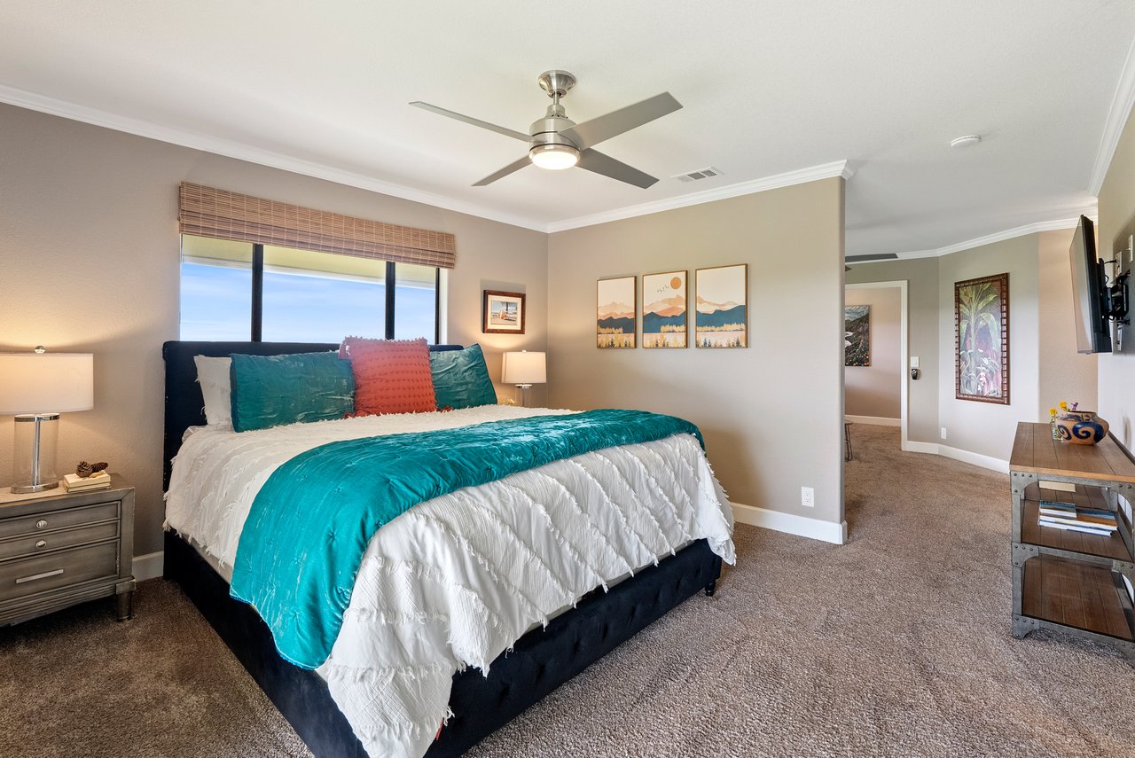 Soak in the View - Dive into Luxury