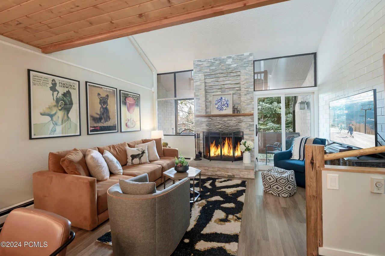 1800 Captain Molly Dr #294