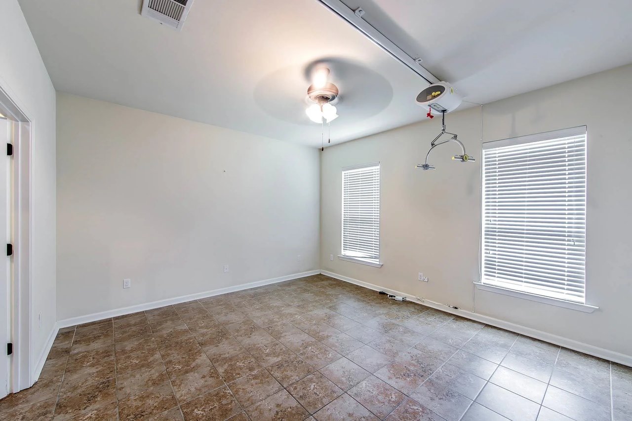209 Carriage Way