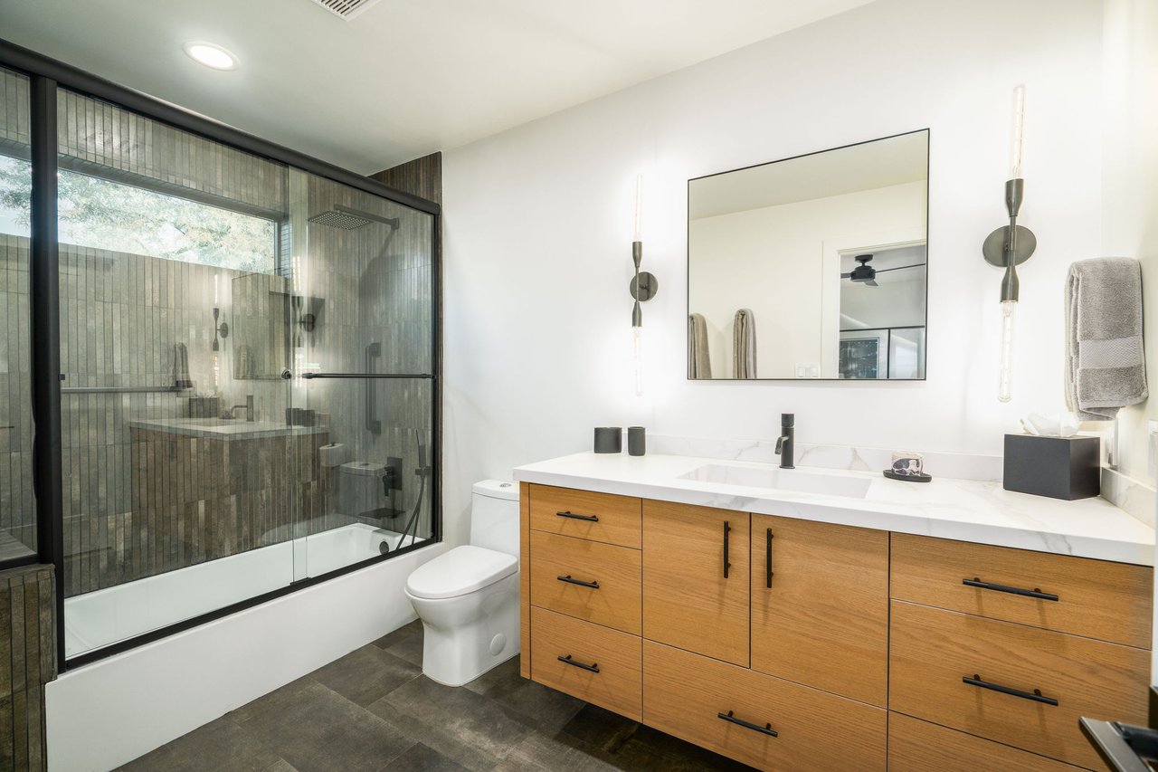 2737 E ARIZONA BILTMORE Circle 3