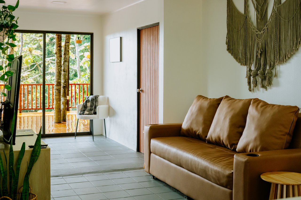 Ocean Peek Paradise Villa - 3 Bed - 1 Bath With a Pool in Hatillo