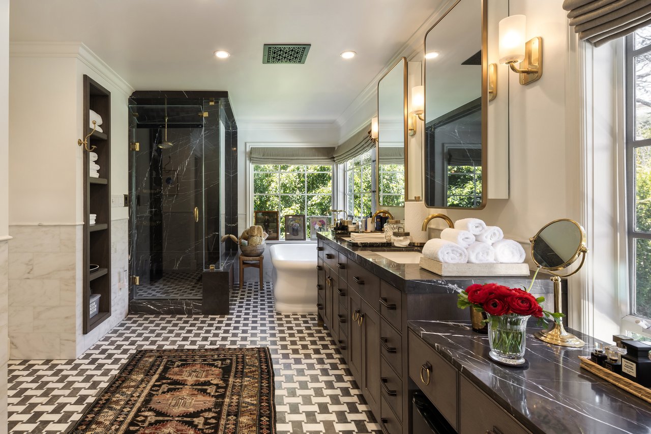 9541 Heather Rd, Beverly Hills