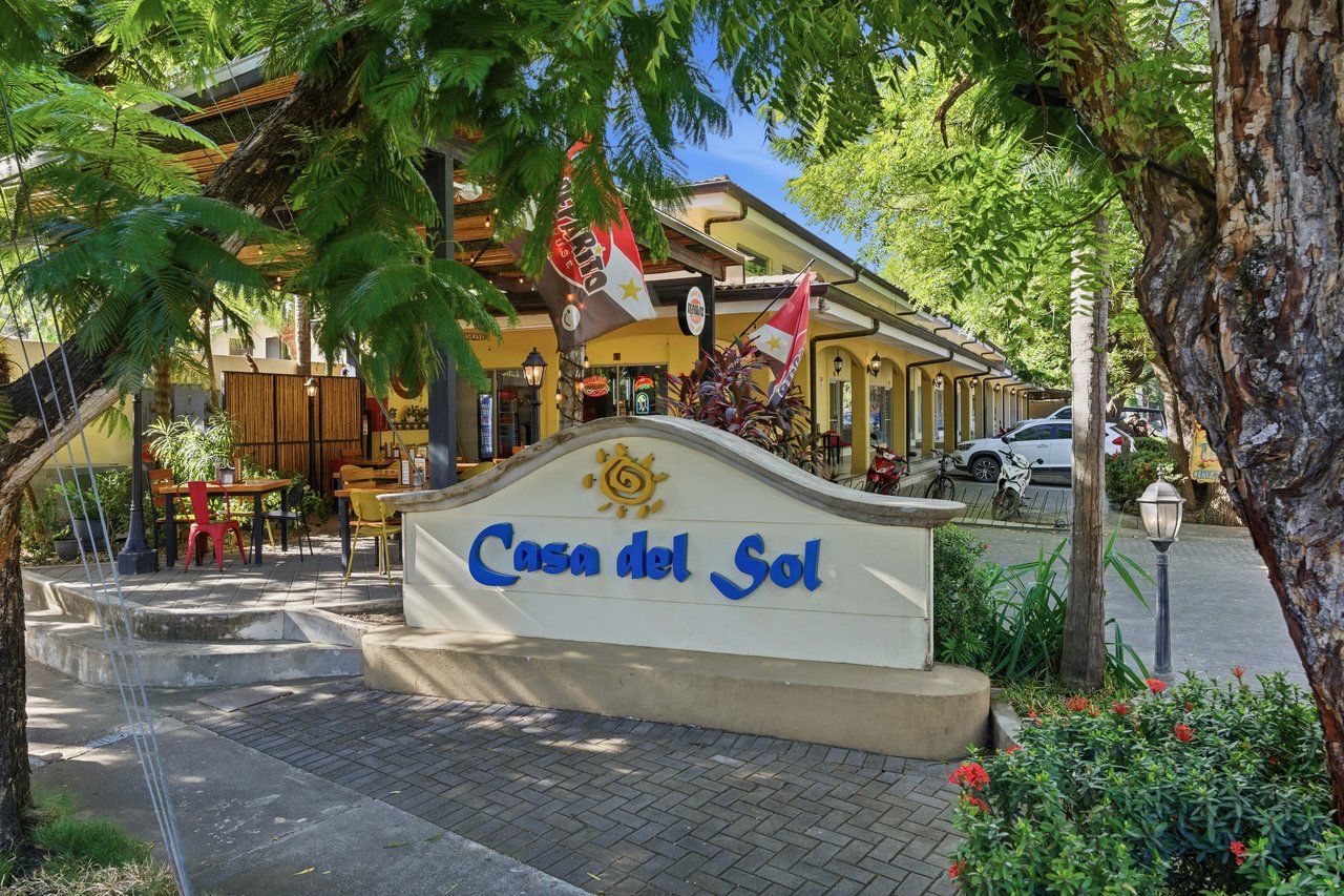 Reparito House | Turnkey Restaurant & Commercial Property for Sale