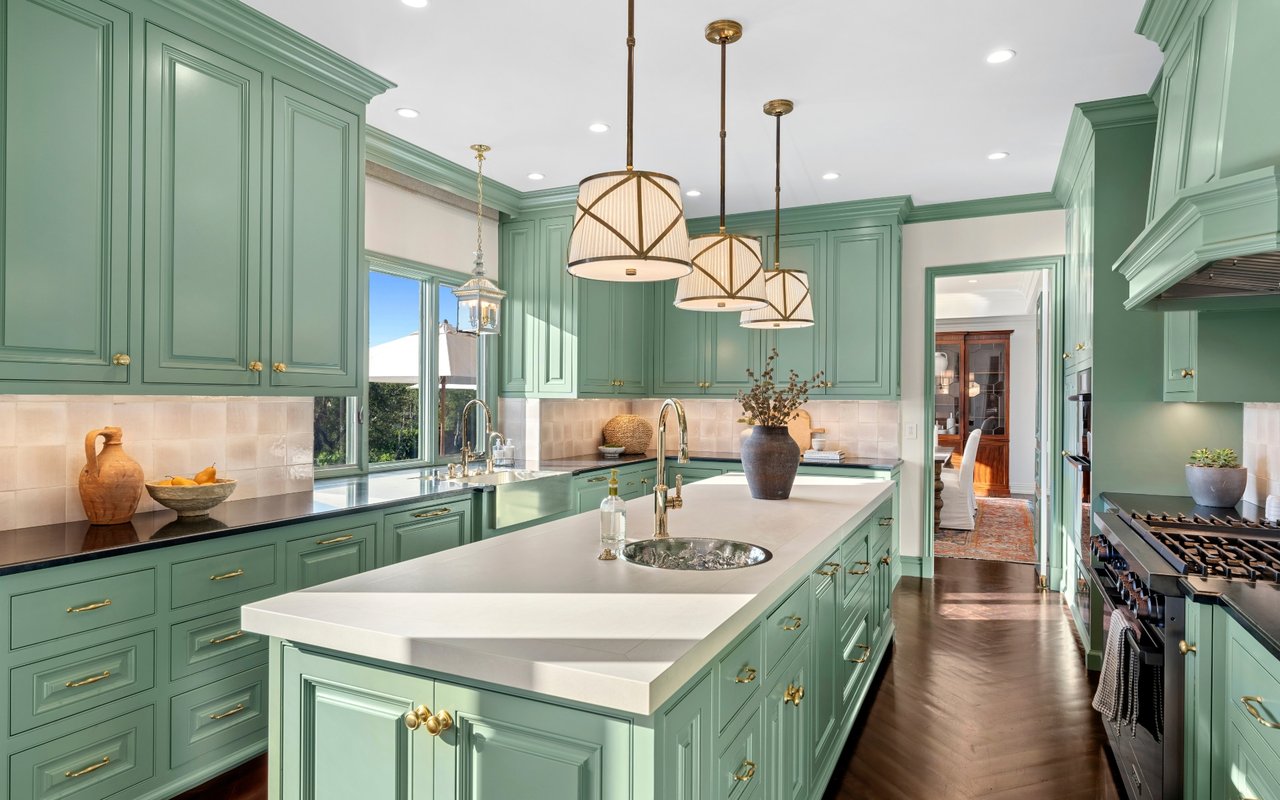 1 Cypress Point Lane