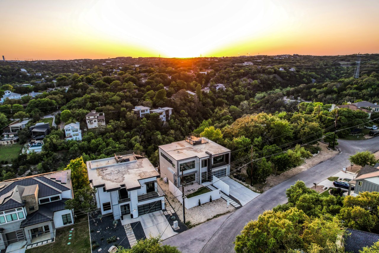 3138 Chisholm Trail