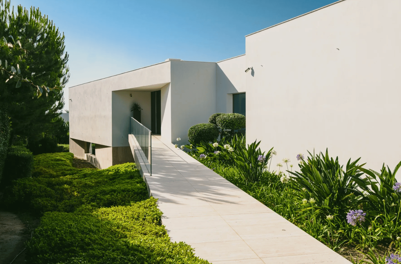 Western Lagos, Portugal