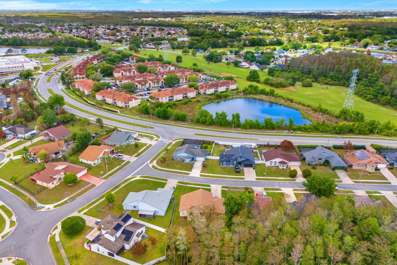 806 VERMONT WOODS LANE