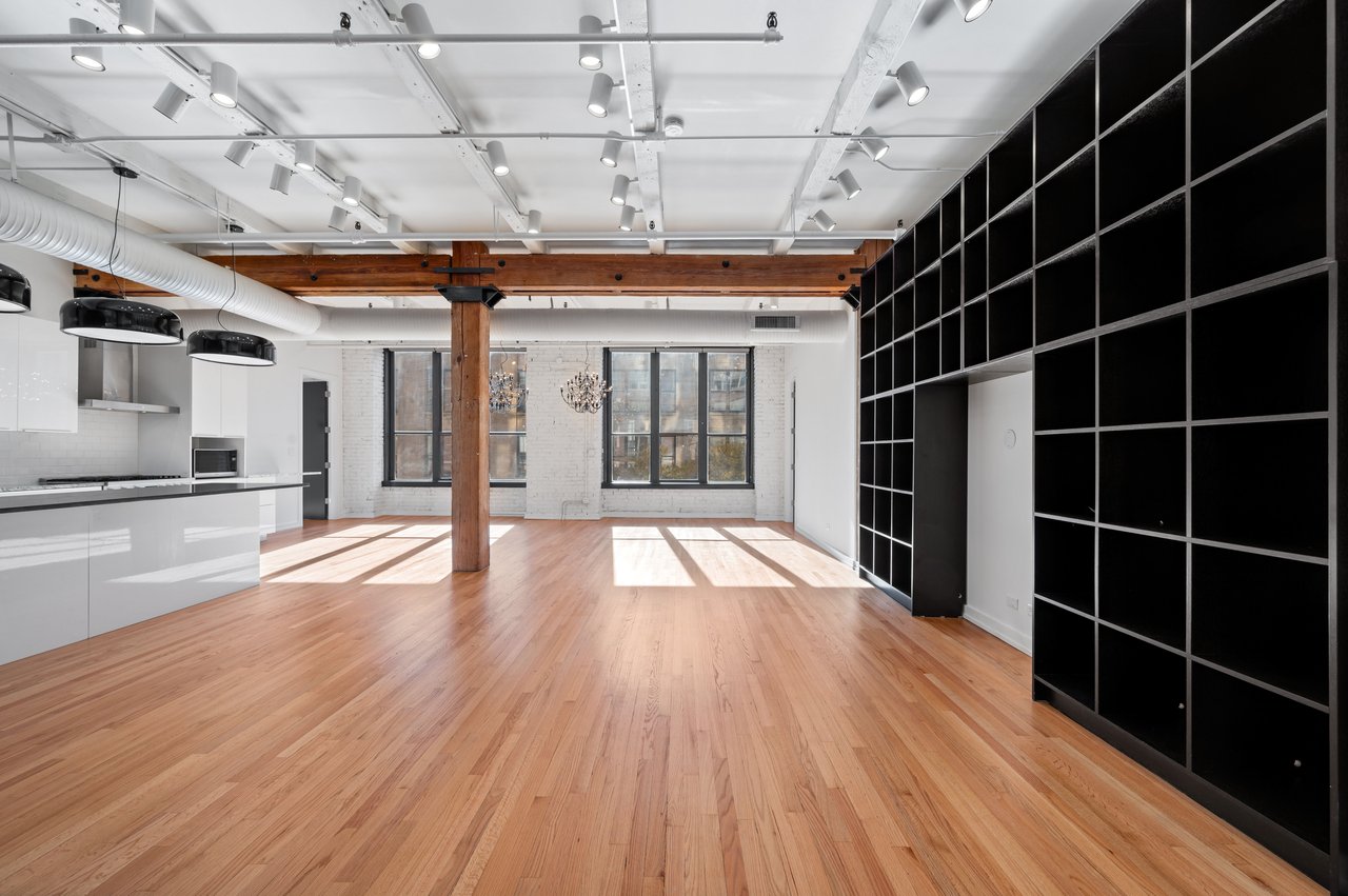 900 West Jackson Boulevard Unit 3W 