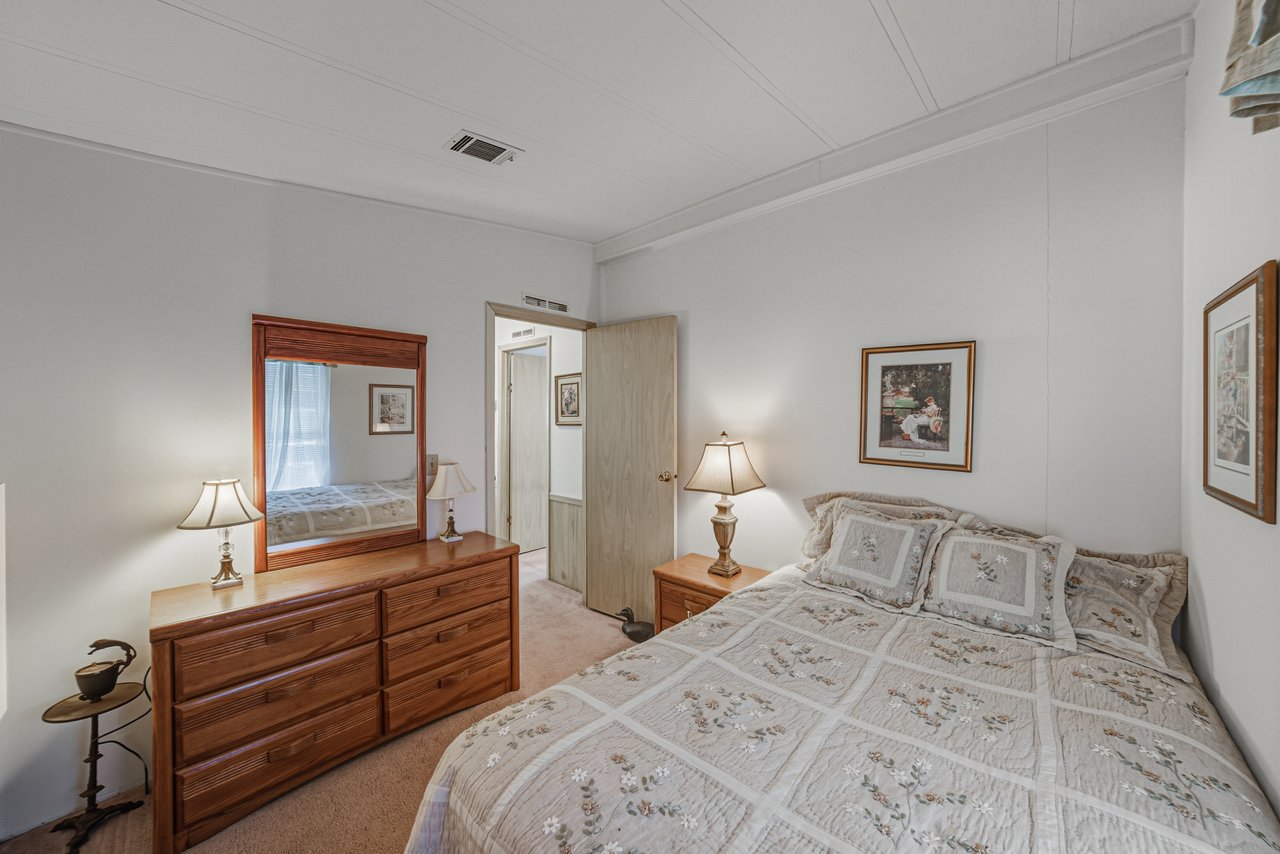 35025 MCCULLOUGHS LEAP