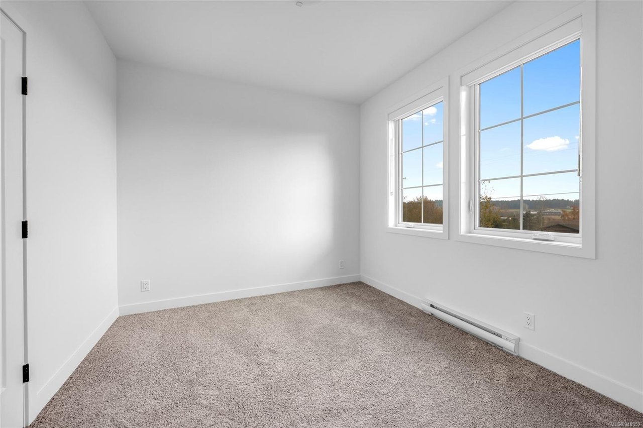 7058 Central Saanich Rd, Central Saanich