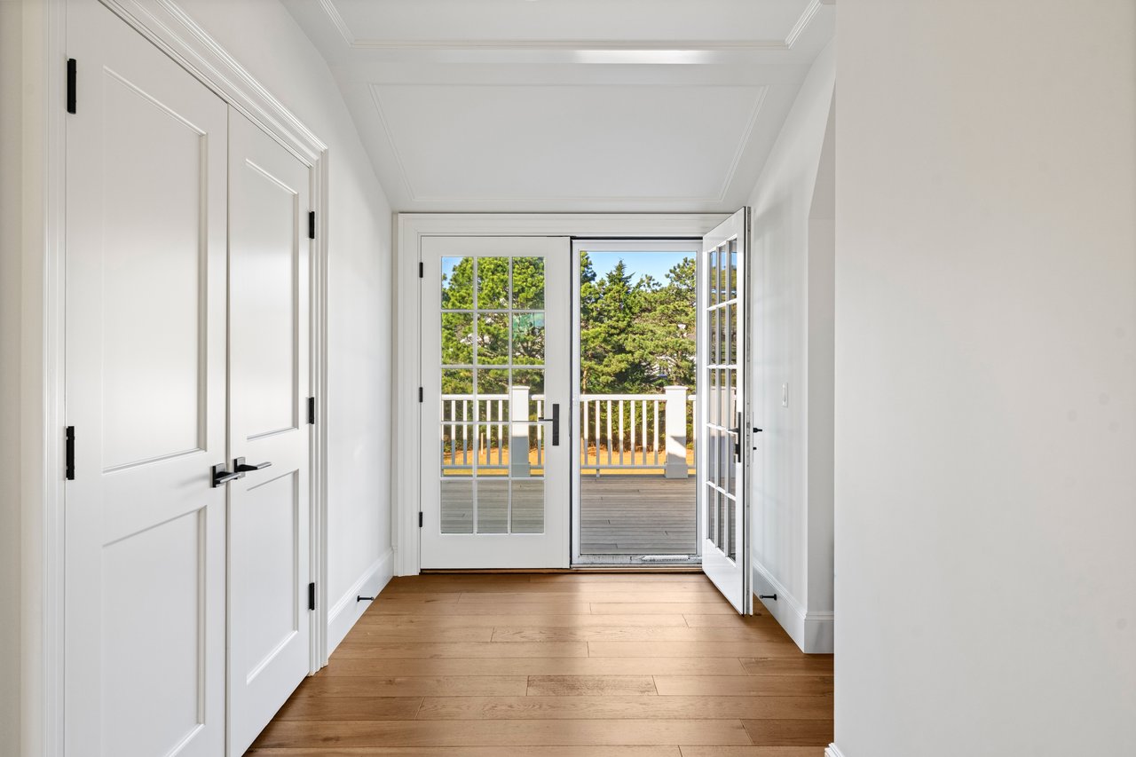 Stunning Residential Estate in Osterville 