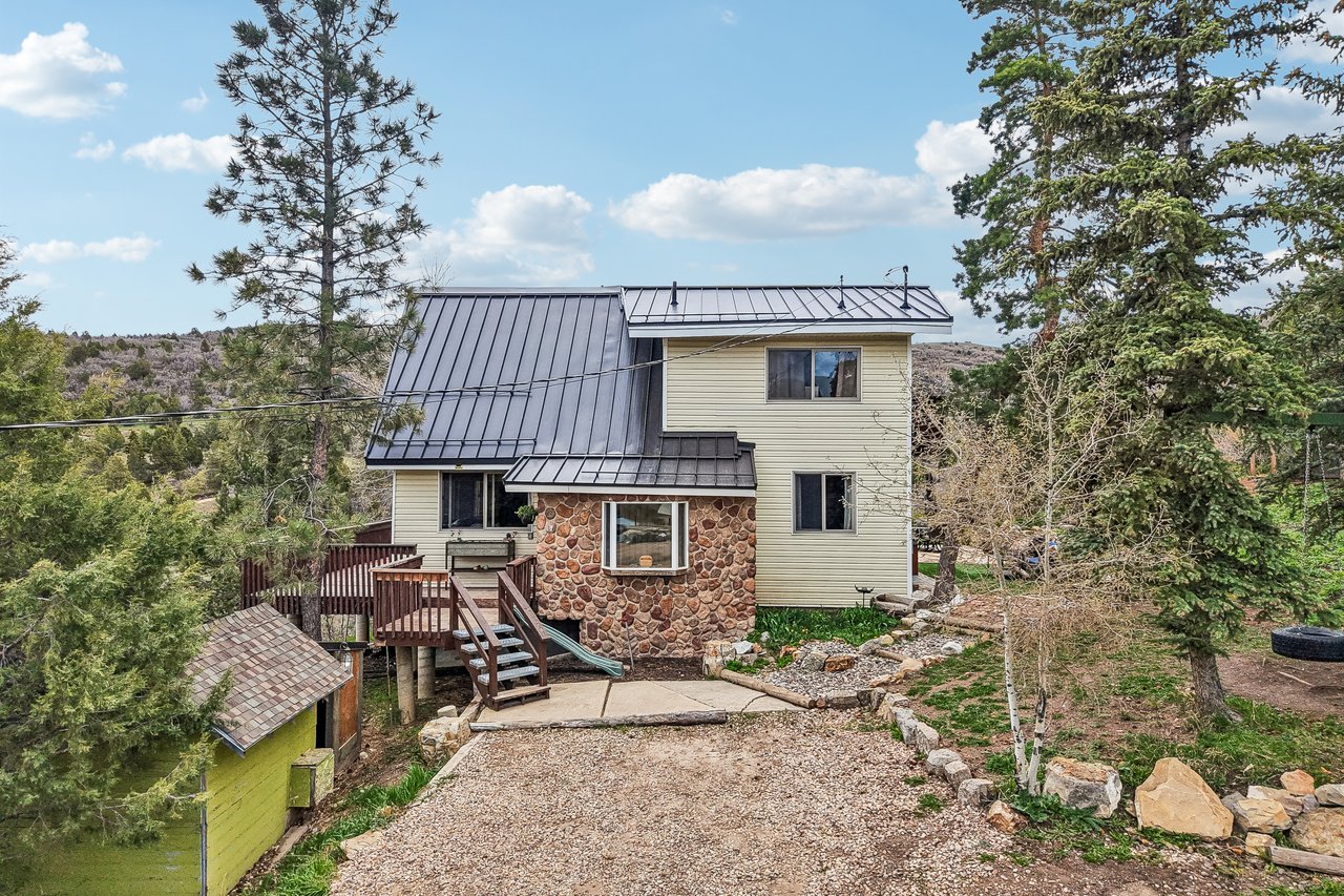 1538 Country Cir