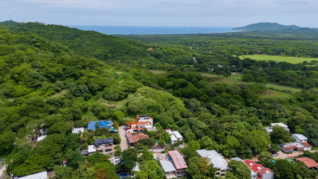 Villa Stipanov | Modern Tropical Luxury Just 5 Minutes from Tamarindo