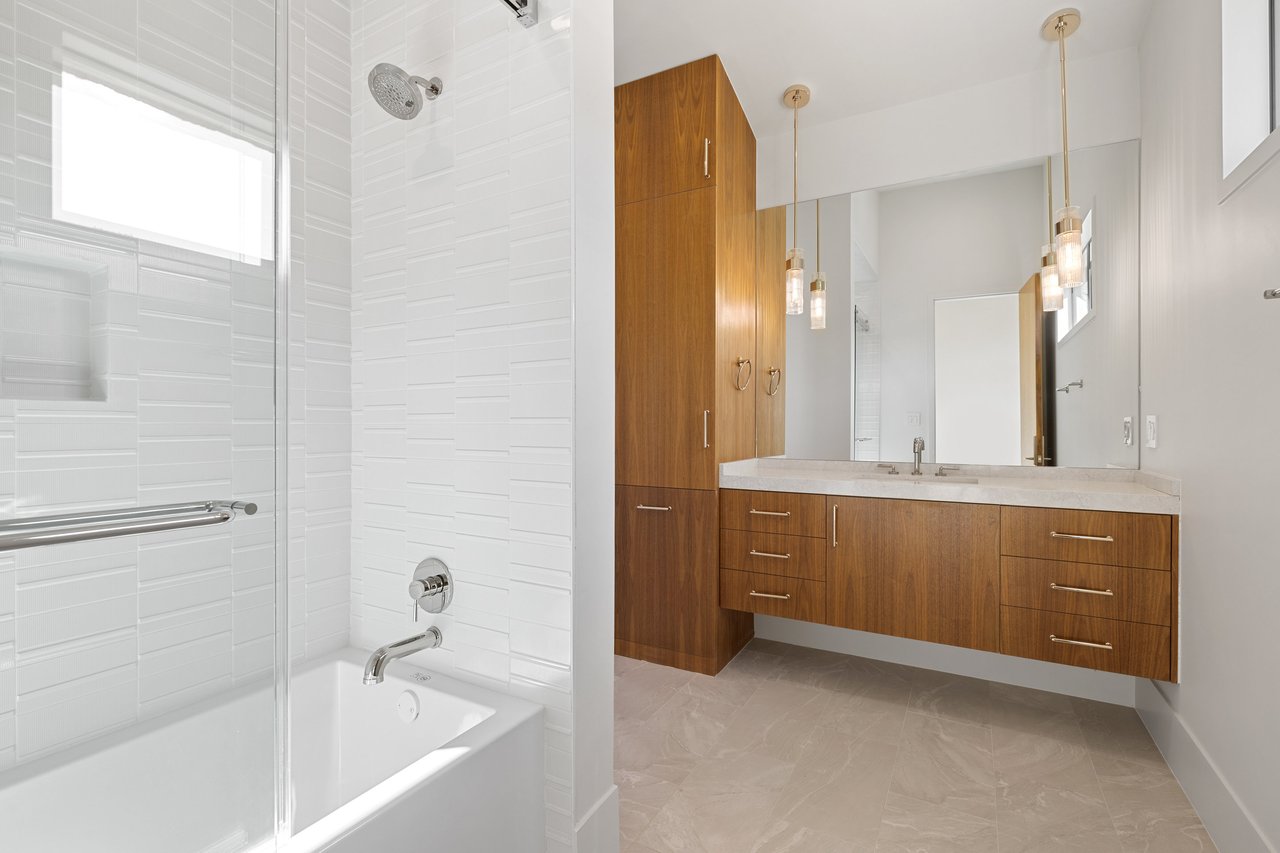 11917 Yaupon Holly Lane 