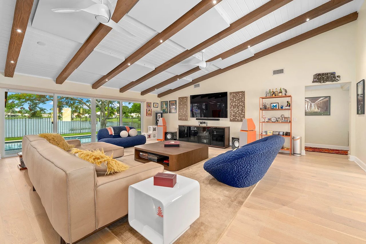 2407 SW 23rd Cranbrook Drive