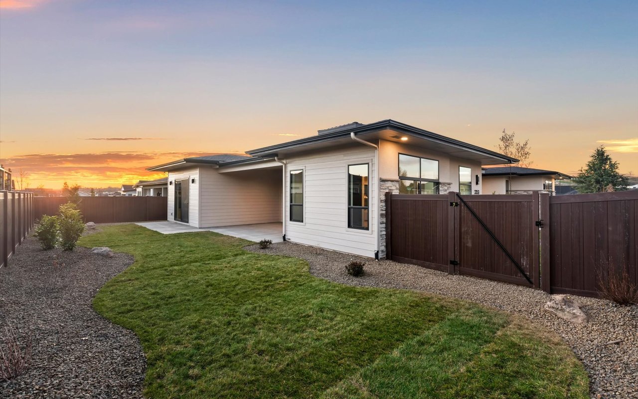 New Construction Home With Volcano Granite Island