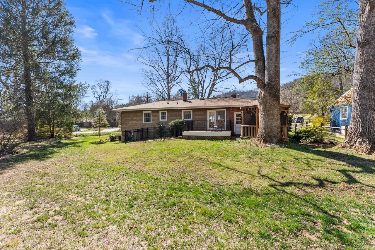 879 New Haw Creek Road