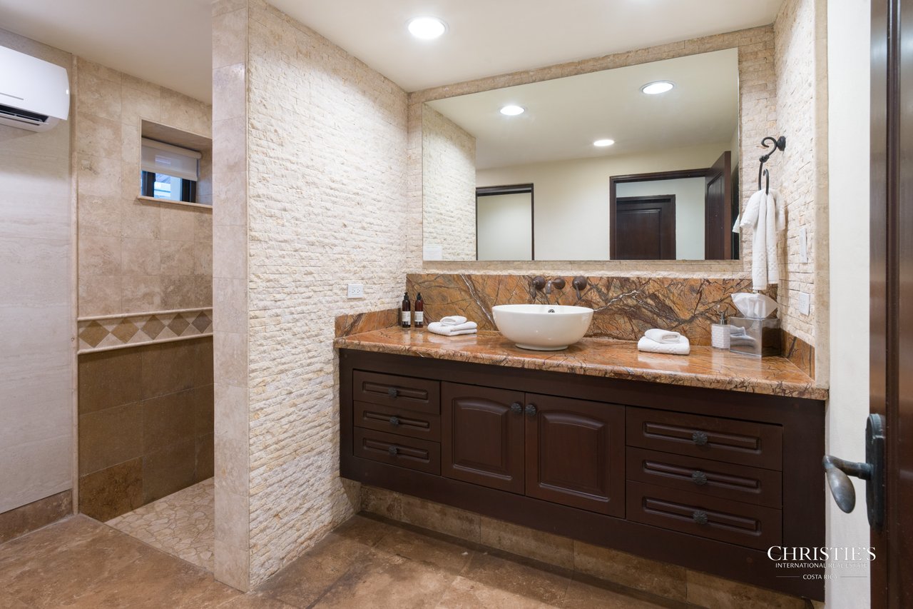 Casa Playa Bonita | Beachfront Luxury Estate in Playa Flamingo