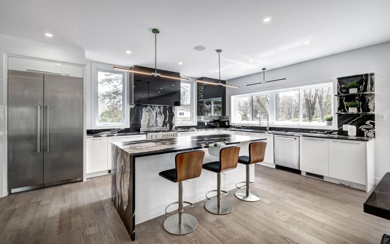 Year-End Real Estate Market Update: What Buyers and Sellers Need to Know