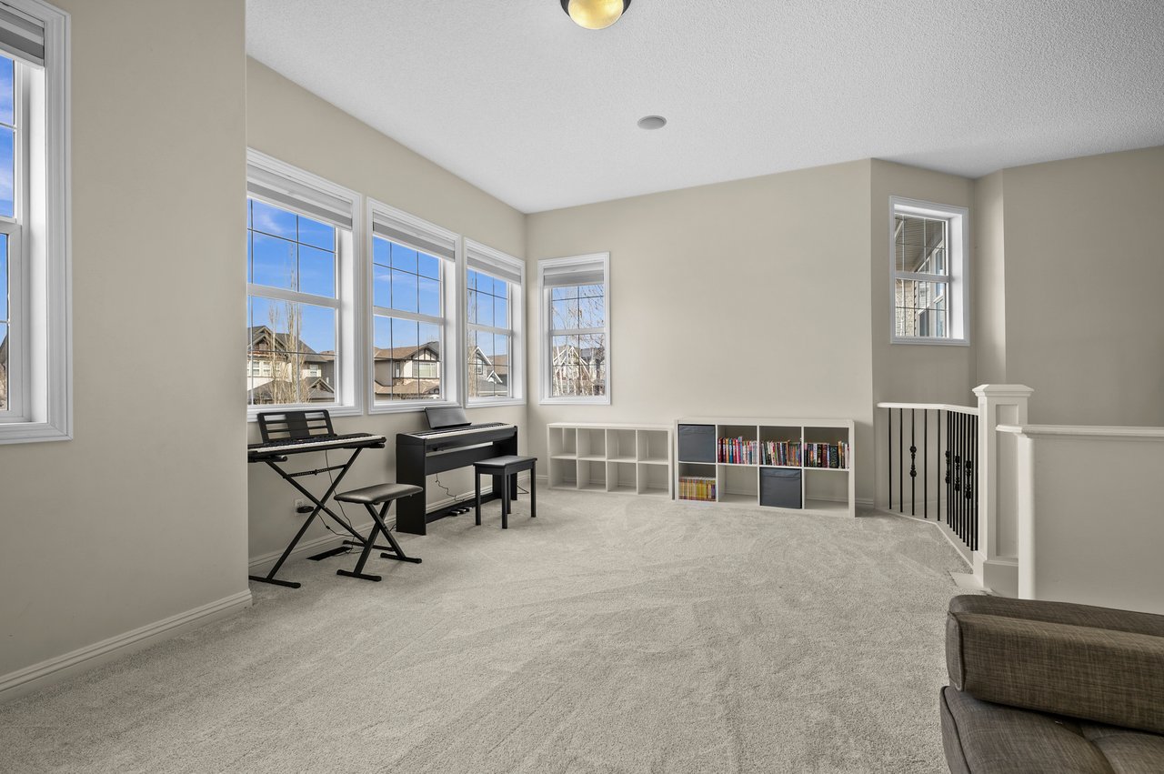 311 Royal Oak Circle NW
