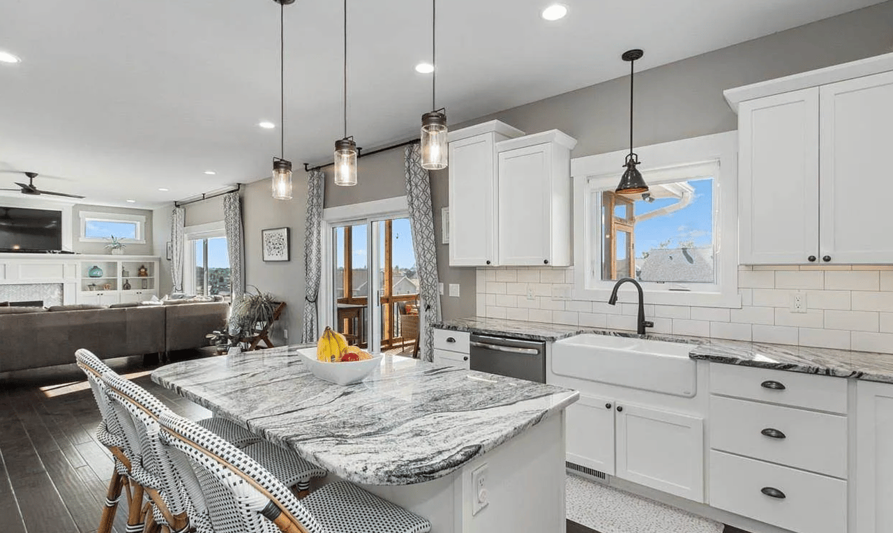 196 Cherry Ln