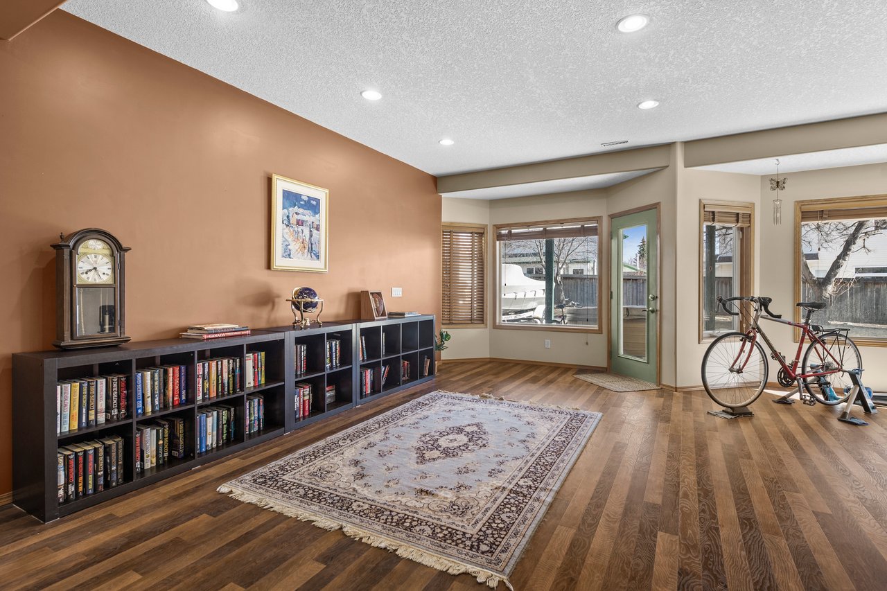 122 West Terrace Place