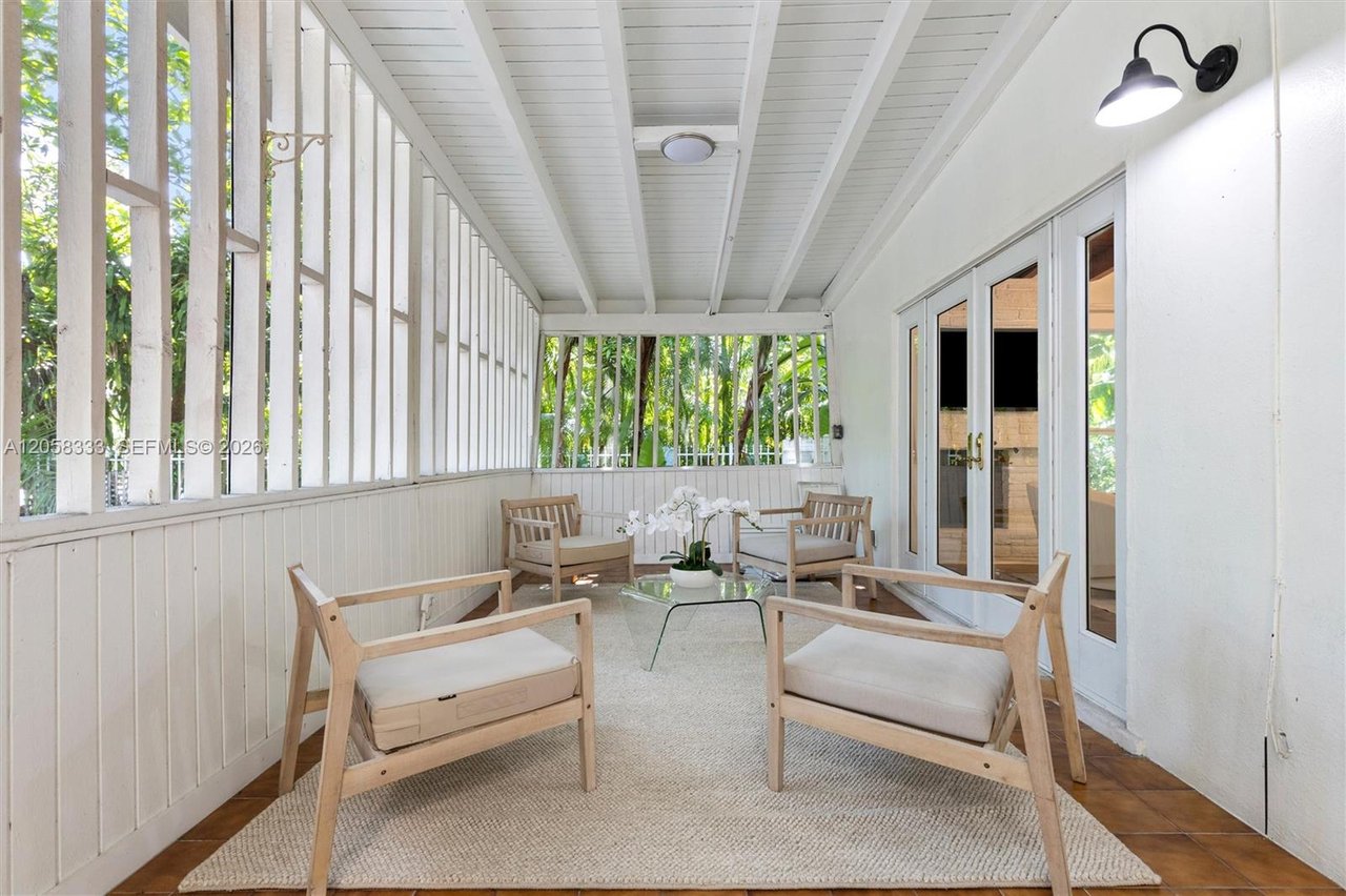 3700 Loquat Ave MIAMI, FL 33133-5618