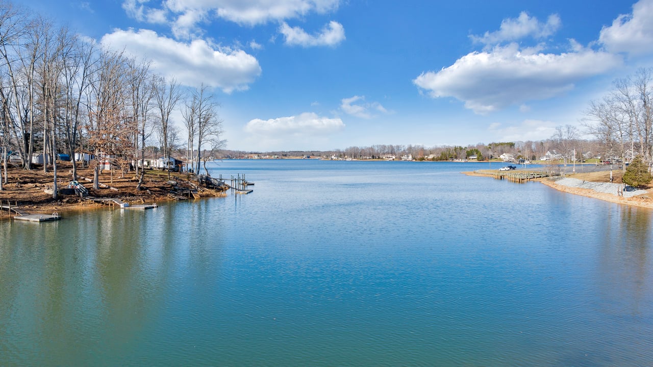 1111 Jefferson Dock RD