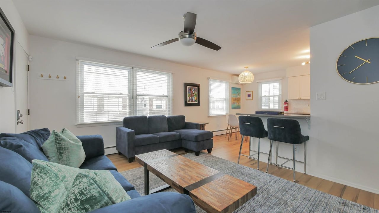 9506 Ventnor Ave #13