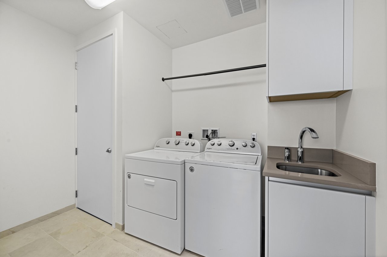 501 West Ave #3201