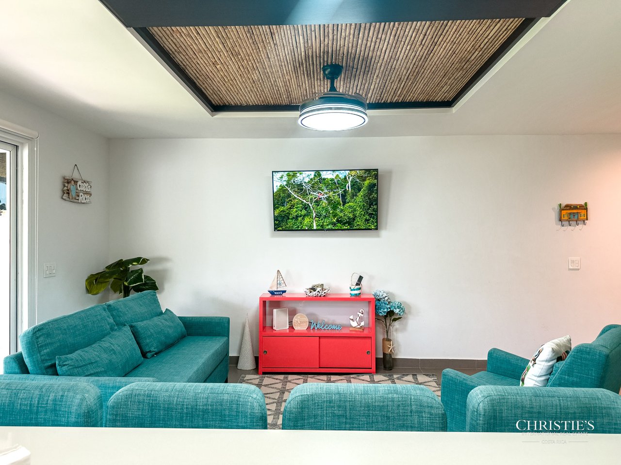 Ciudad del Mar Modern Home - South Jaco Beach 