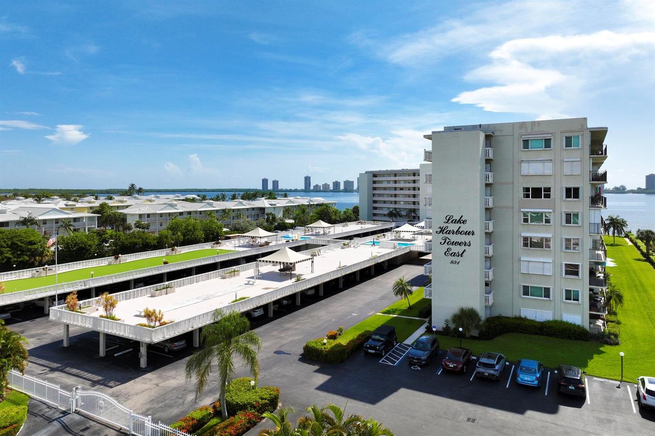 801 Lake Shore Drive #817