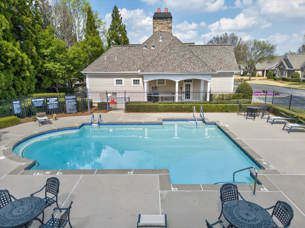 1200 Sweet Apple Circle