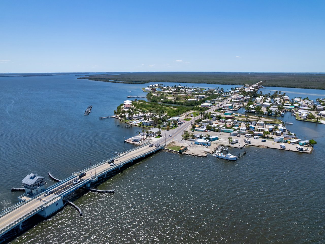 4581 Redfish Point RD