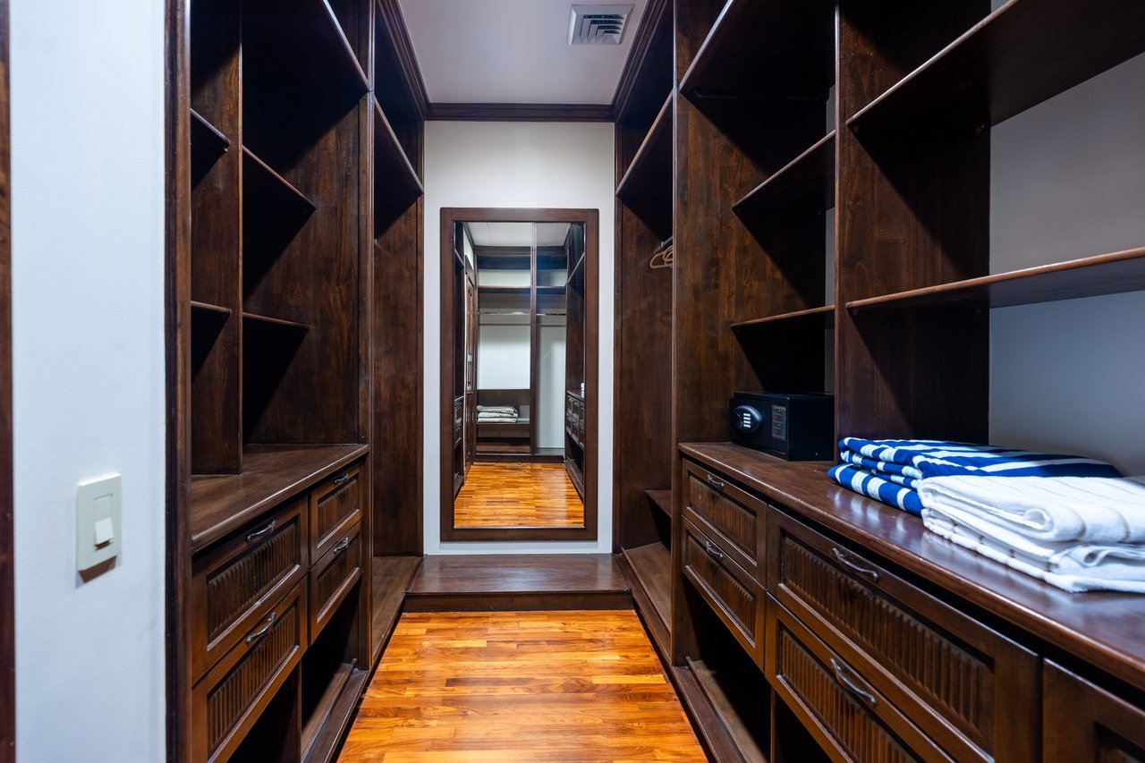 Los Malinches 6 | Luxury Spanish Colonial Townhouse in Hacienda Pinilla