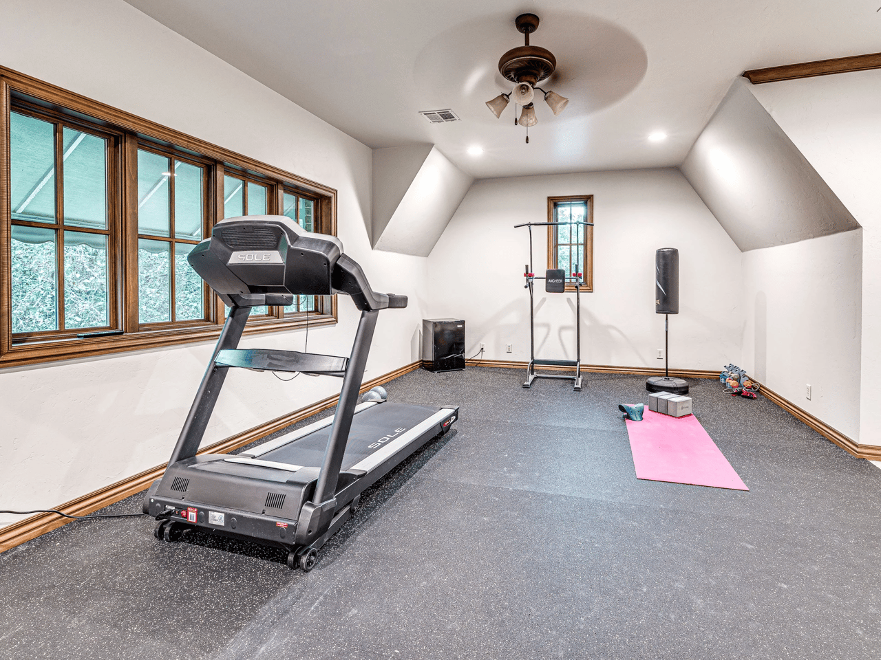 Listing of the Week - 1200 Woody Creek Court Edmond, Oklahoma