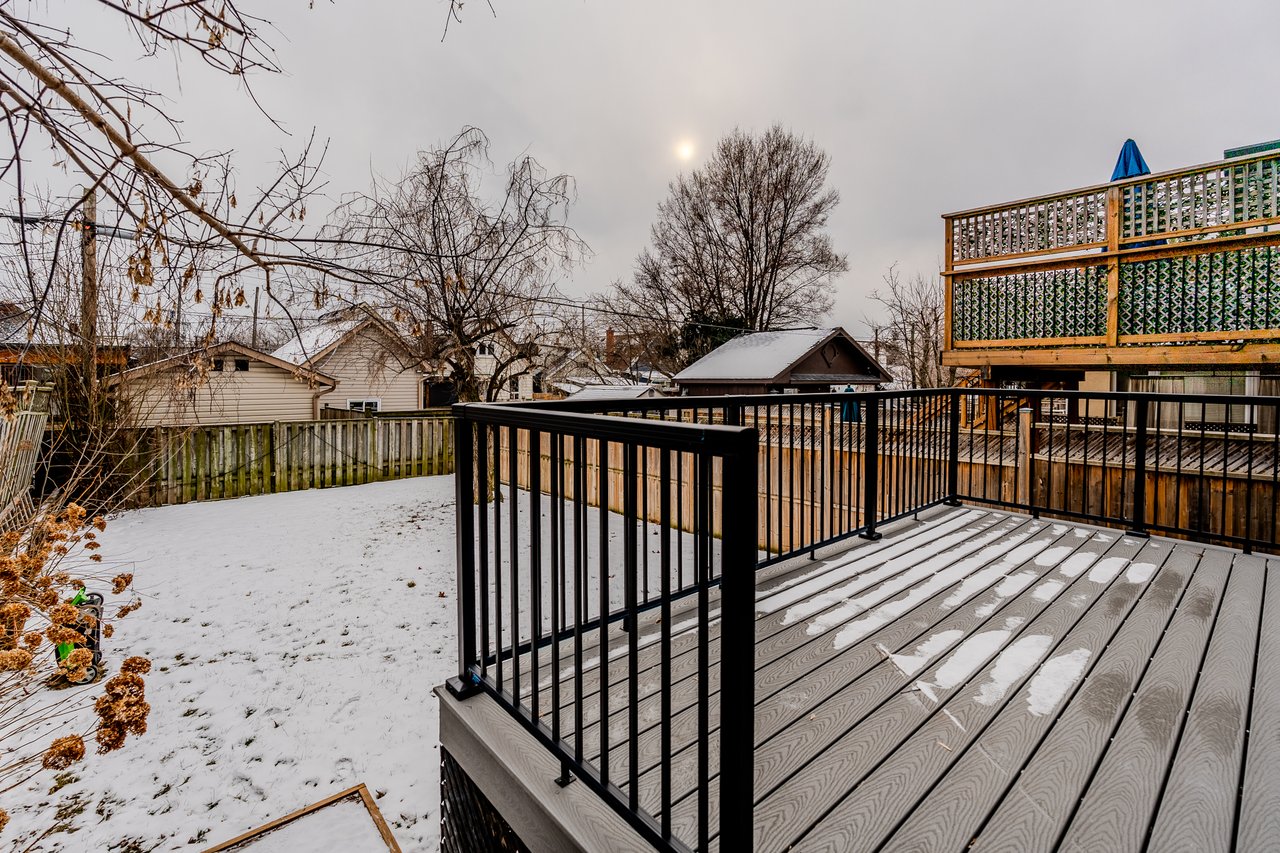 75 Holmstead Ave