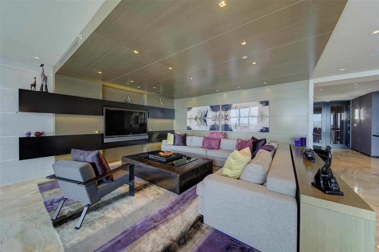1 N Fort Lauderdale Beach Blvd 1906