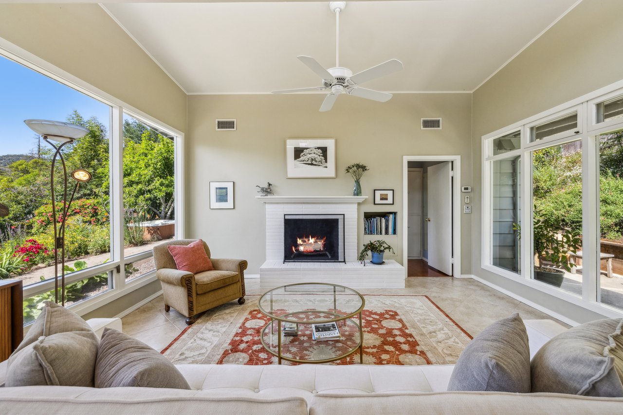 35 Saint Francis Ln