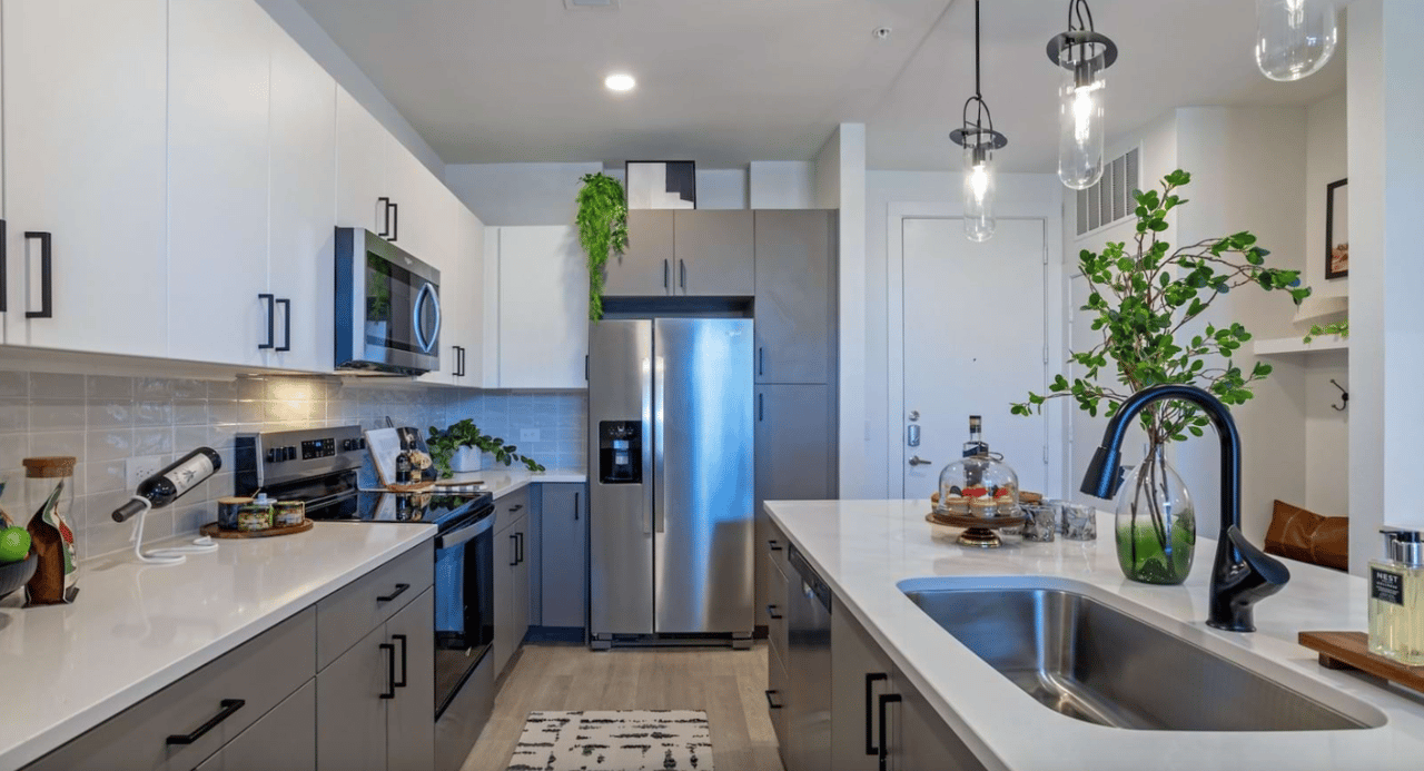 Lease today-Live up to 8 weeks for FREE!